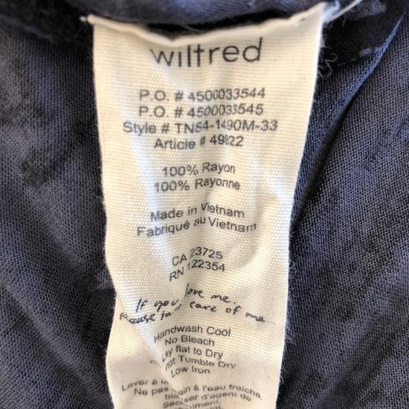 Wilfred V-neck long sleeve lace print longline t-shirt size XS - Picture 5 of 5